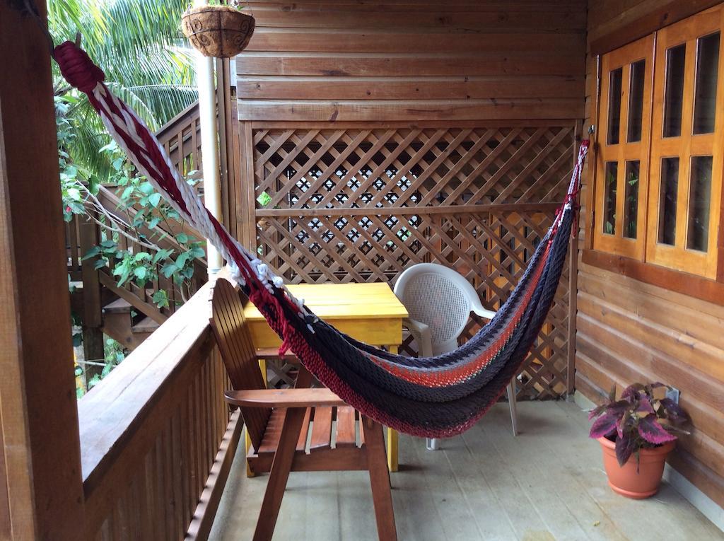 Sea Breeze Inn West End Rum bild